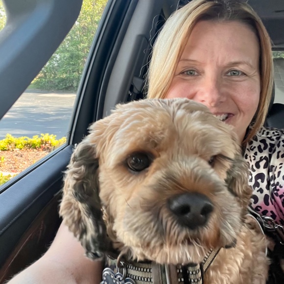 Hello! Welcome to my Closet! - Picture 5 of 9